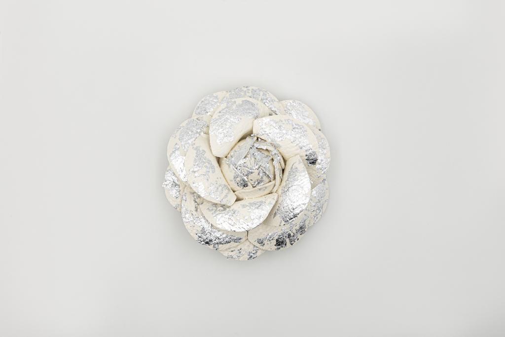 The Camelia: Silver Flaked Rose Shoe Clip