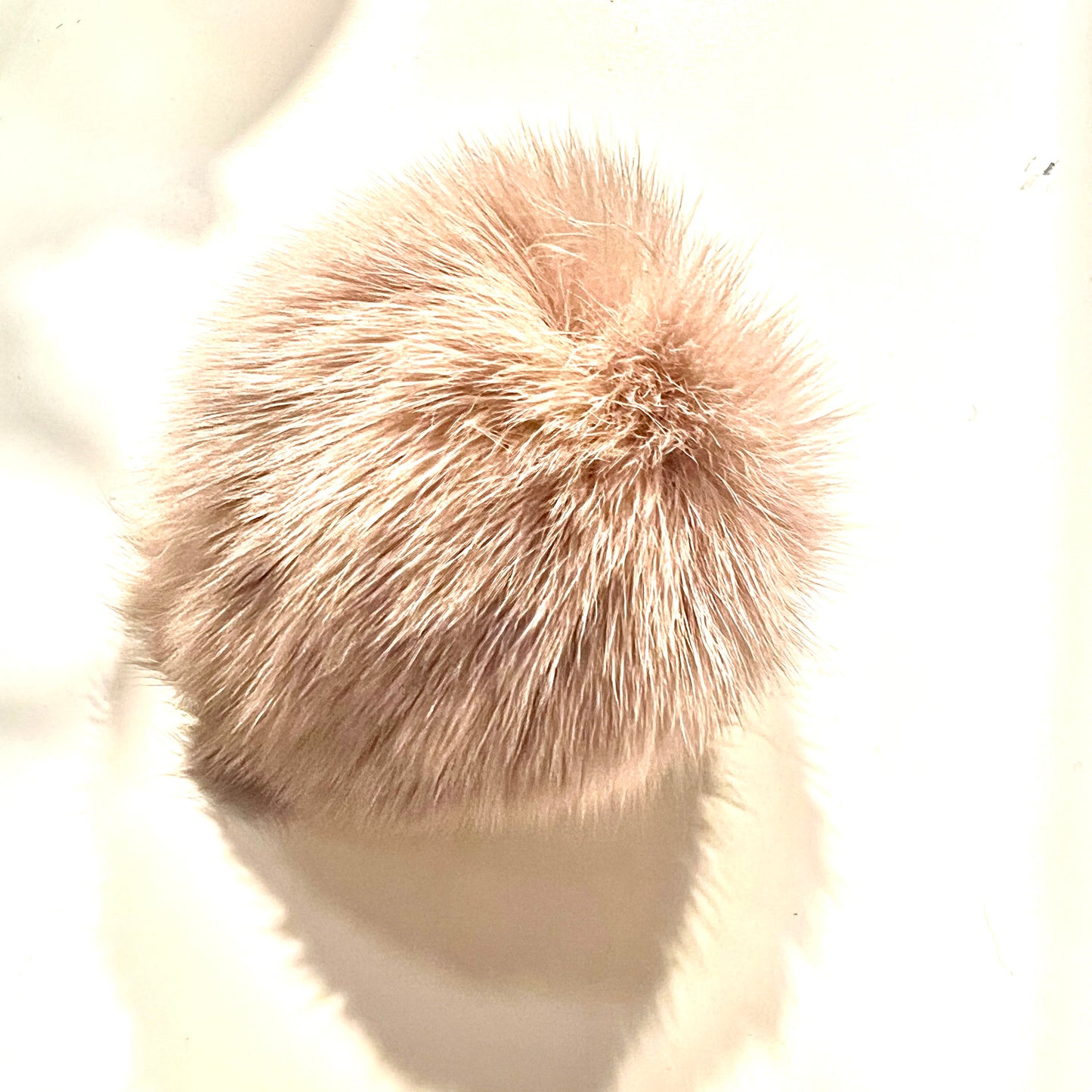 The pompons (dusty pink)